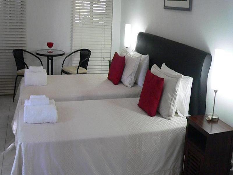 South Pacific Bed & Breakfast Pantai Clifton Luaran gambar