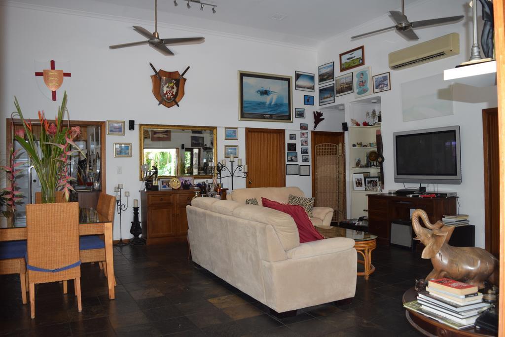 South Pacific Bed & Breakfast Pantai Clifton Luaran gambar