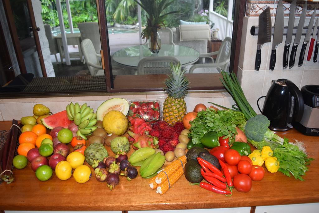 South Pacific Bed & Breakfast Pantai Clifton Luaran gambar